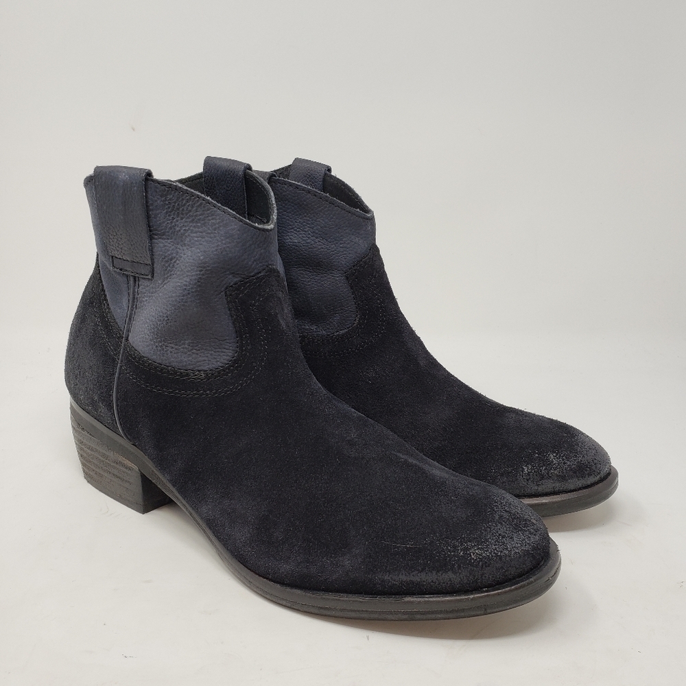 Steve Madden Midnite Ankle Bootie Blue Suede size 9